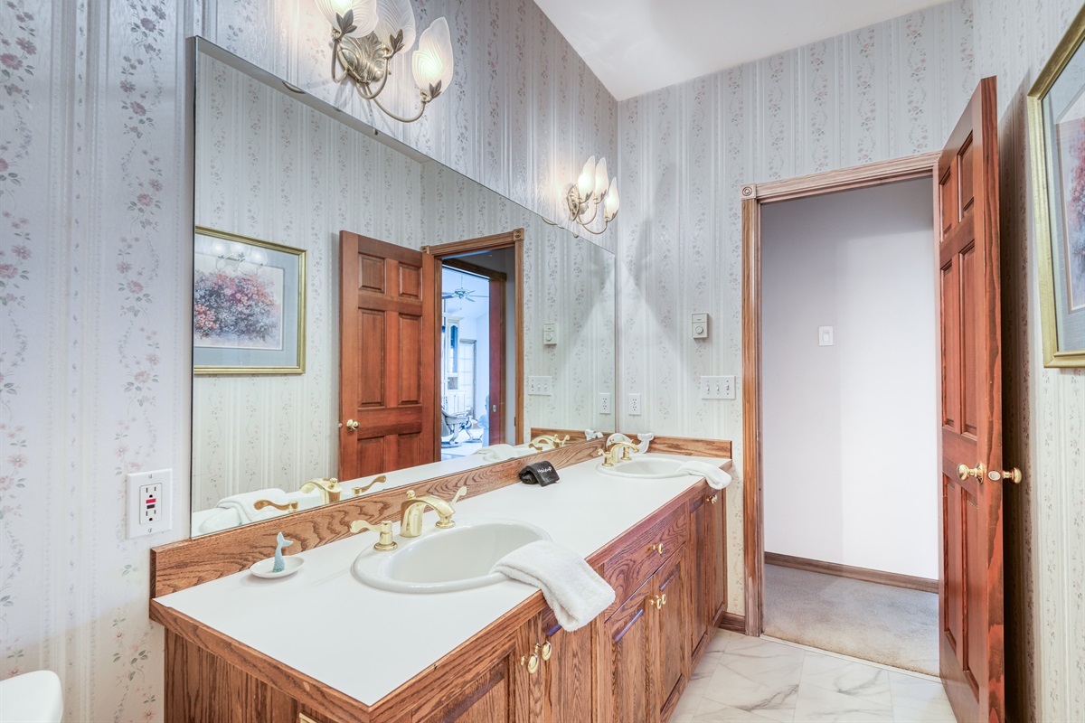 Dual Vanity Guest Bath