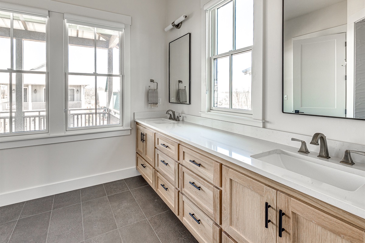 Secondary Primary Bathroom