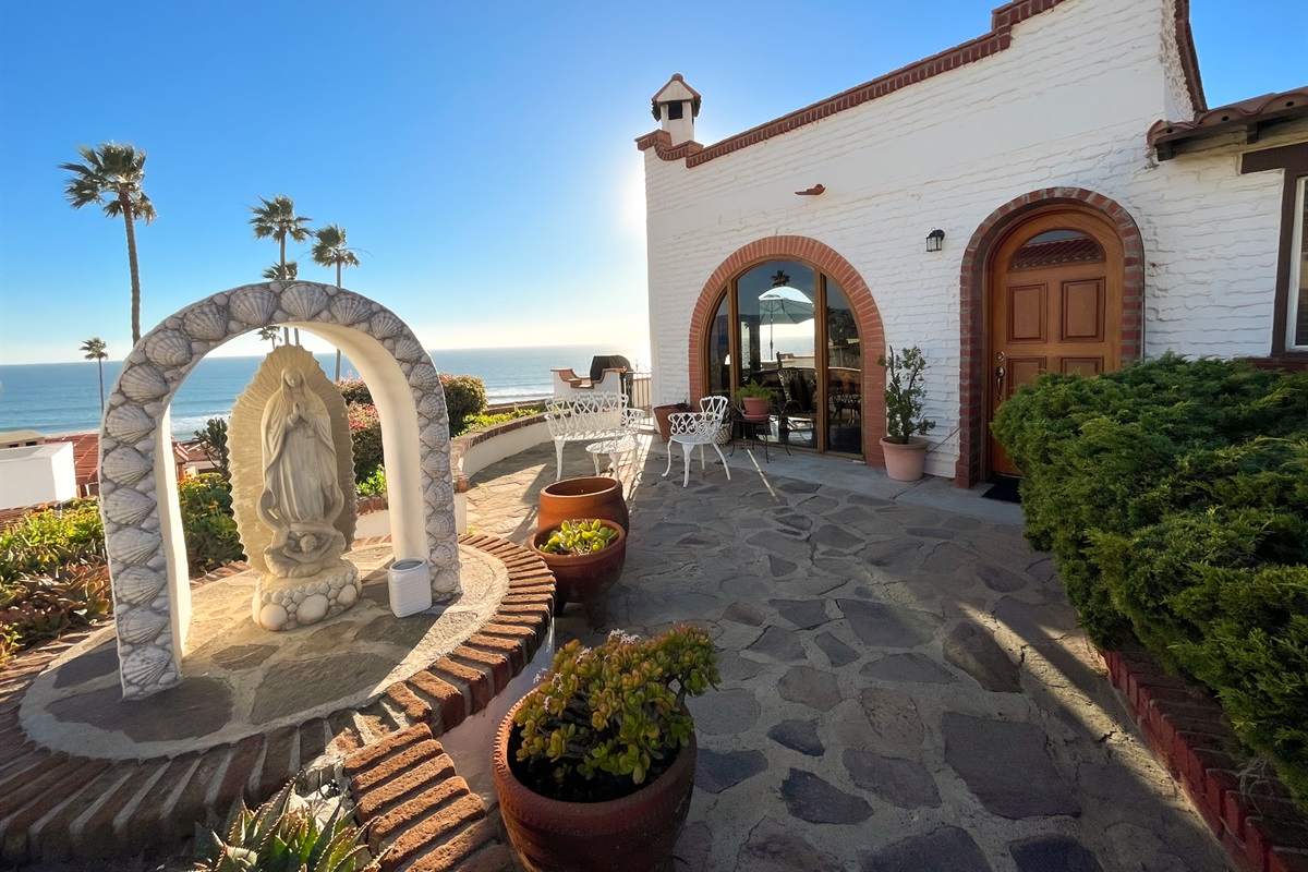 Casa de la Buena Vida entrance