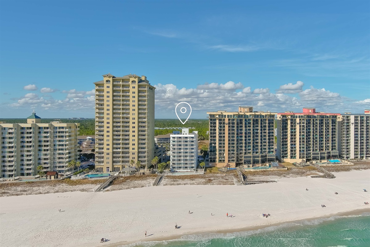 Commanding attention on the Gulf Coast, Four Winds stands as a beacon of luxury and an exquisite retreat for discerning residents.