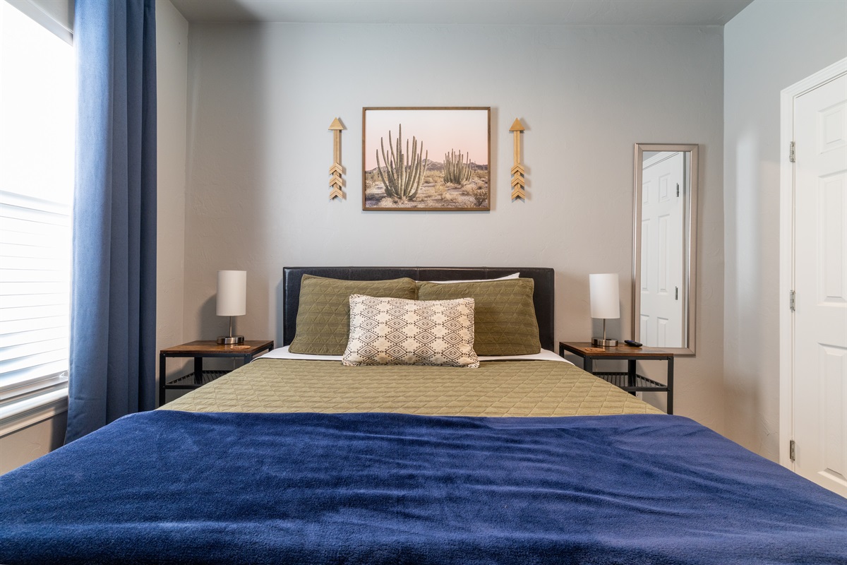 Bedroom 1 Queen