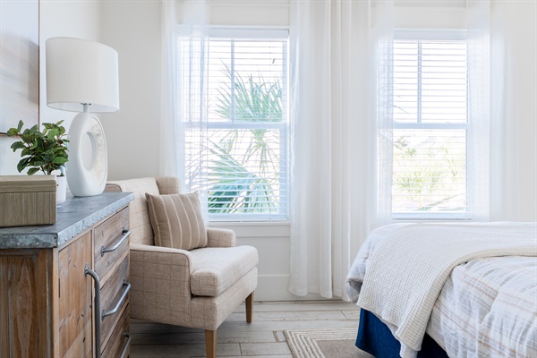 2nd Floor Bedroom with Queen Bed