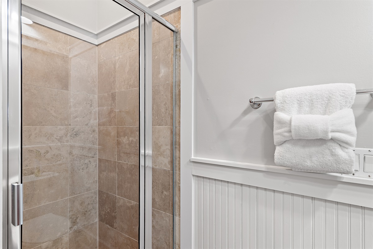 Frangista Sunset's 2nd Floor Bedroom 3: KING bed, full bathroom in hall with walk in shower, balcony overlooking Frangista Beach neighborhood, Smart TV (Sleeps 2)