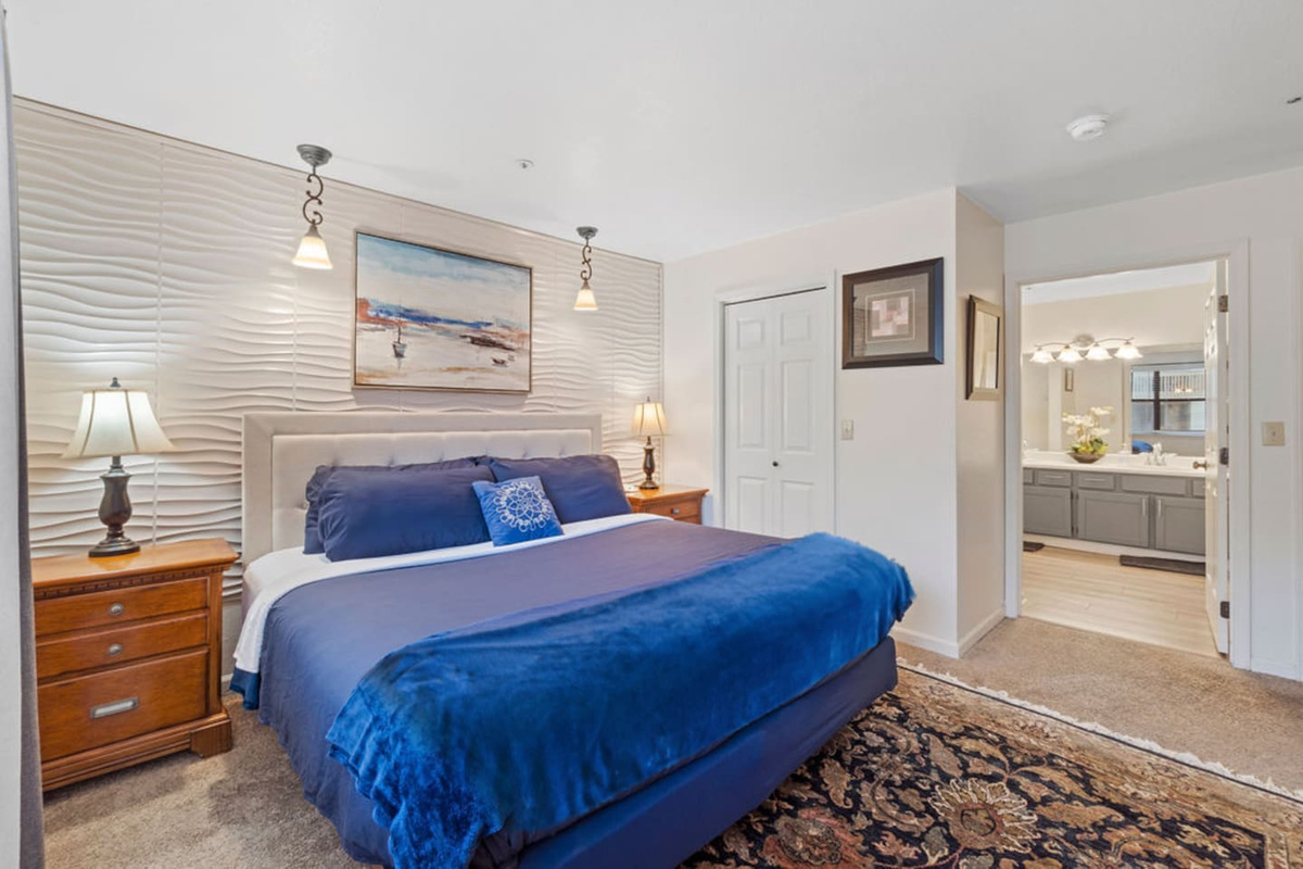 Master King Bedroom