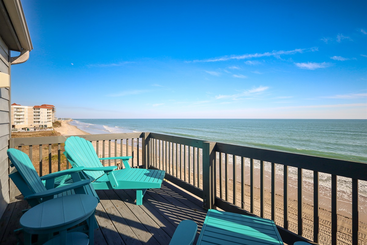 Spacious top floor balcony overlooking the shoreline