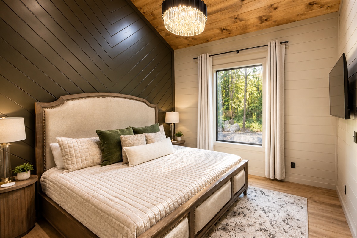 Bedroom Retreat: Modern rustic charm with stunning views and luxurious bedding awaits your escape!