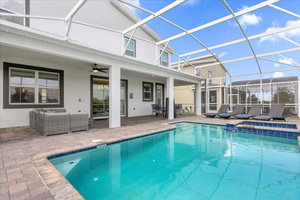 9 beds /5 baths /Champions Gate (9004SH)