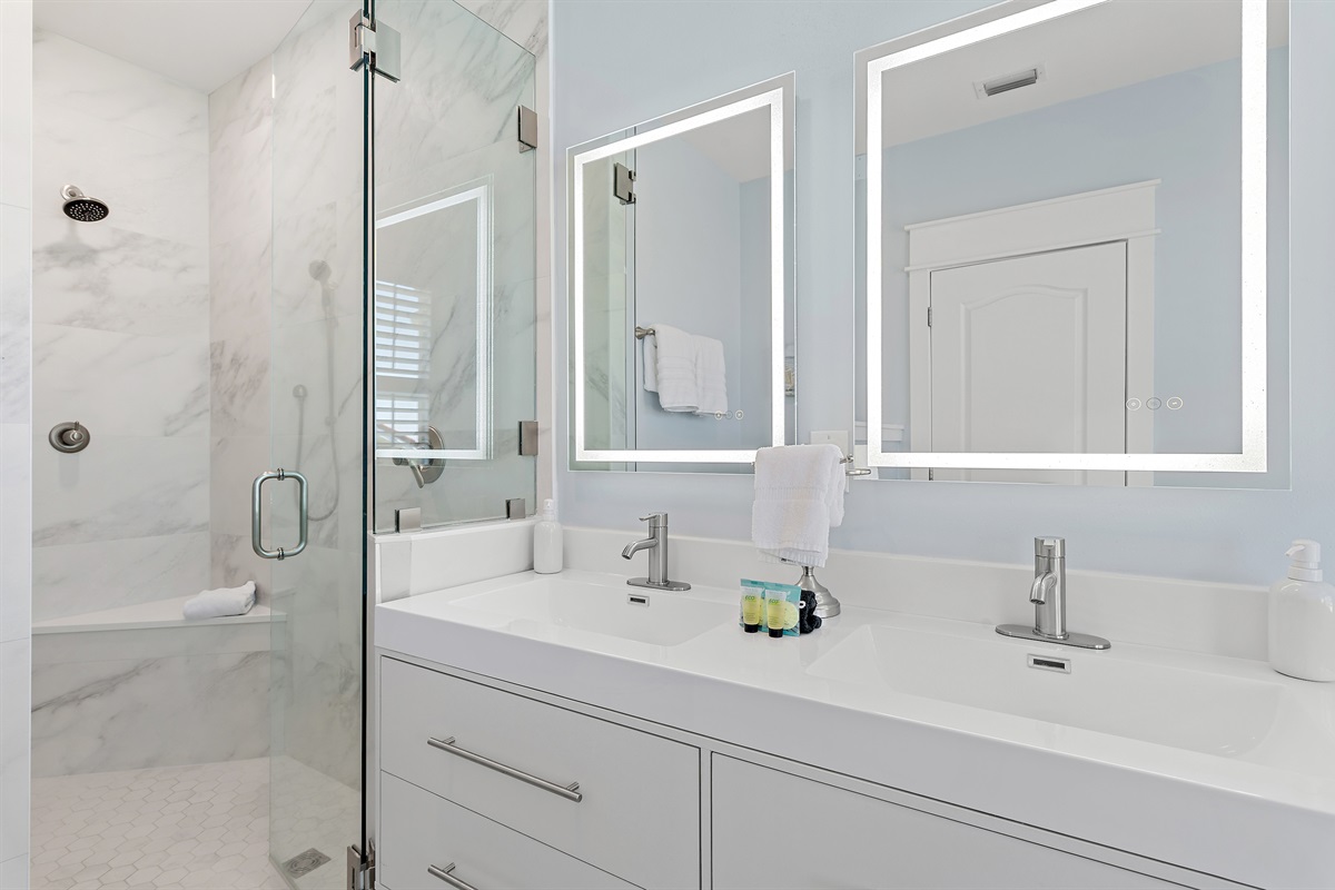 Primary Ensuite Bathroom with Walk-In Shower