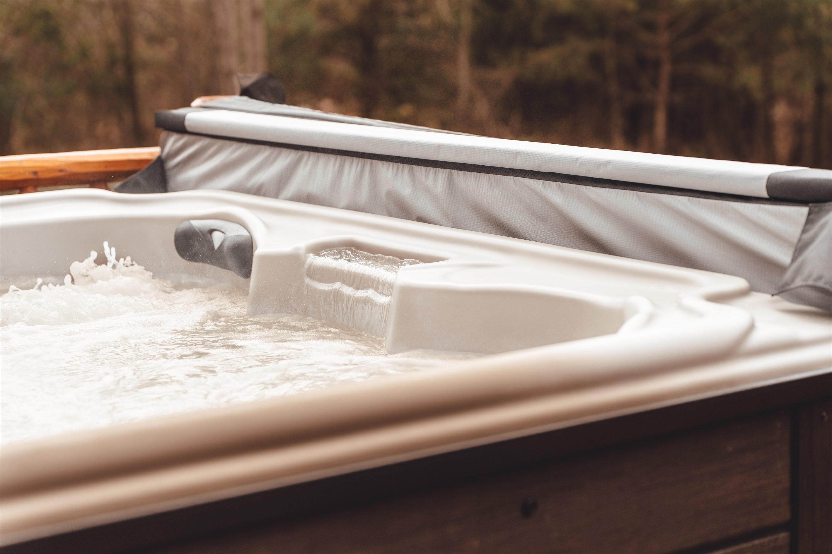 It's warm and toasty in the brand new 6-person hot tub!