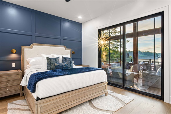 Main level Primary Bedroom