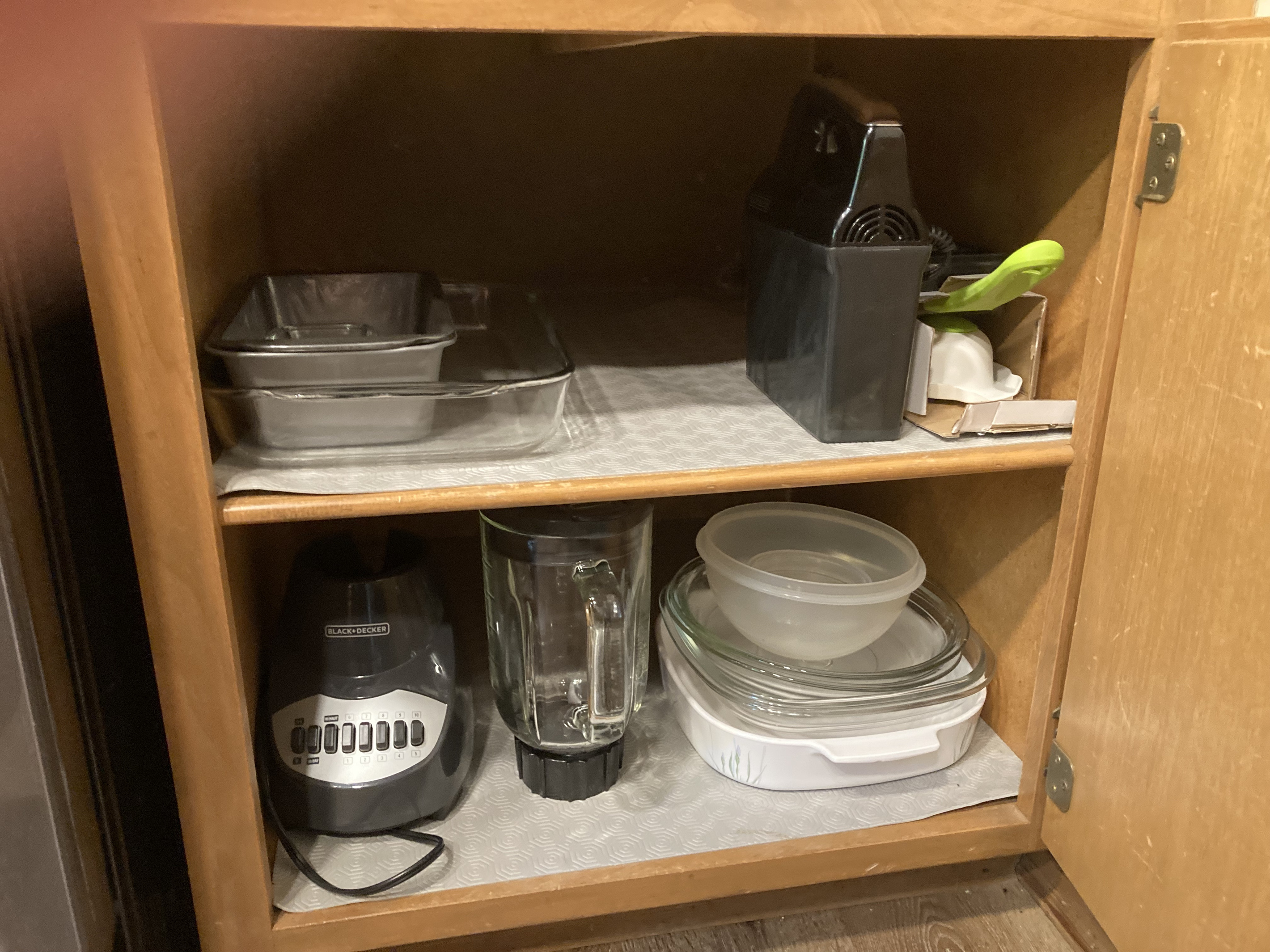 Blender, mixer and baking dishes