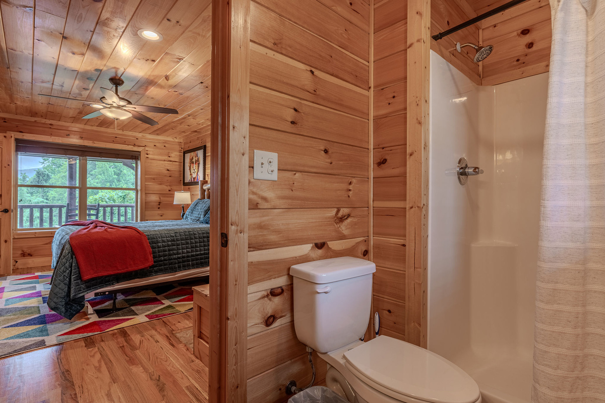 The Headliner Suite includes a private en-suite bathroom for added comfort and convenience.