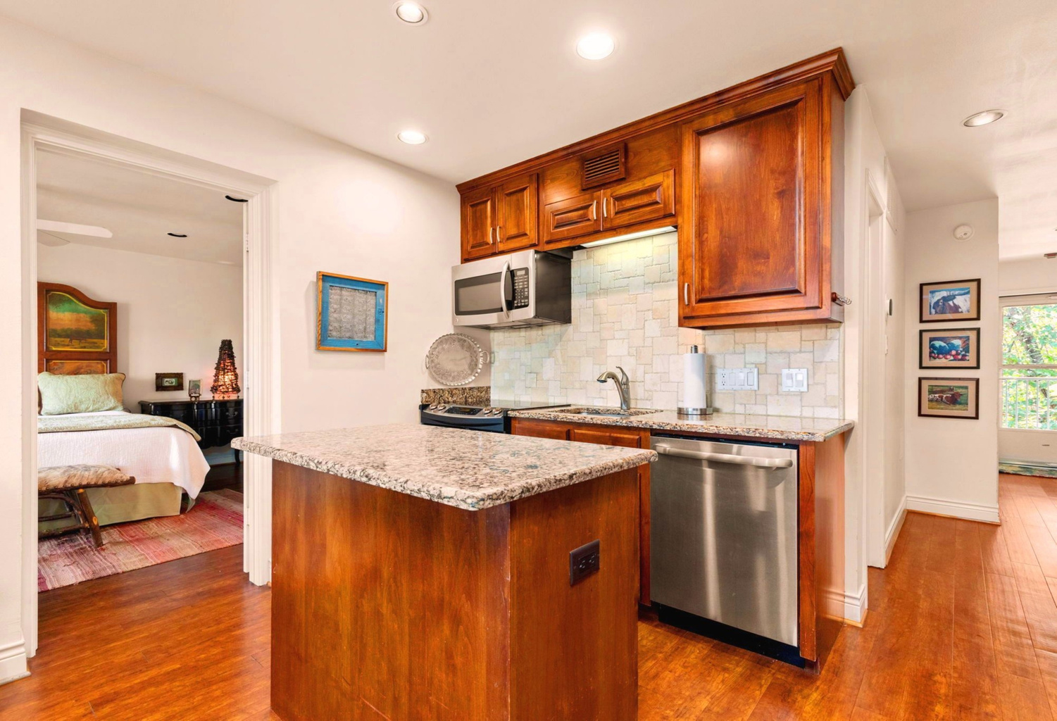 Custom cabinets with beautiful quartz counters