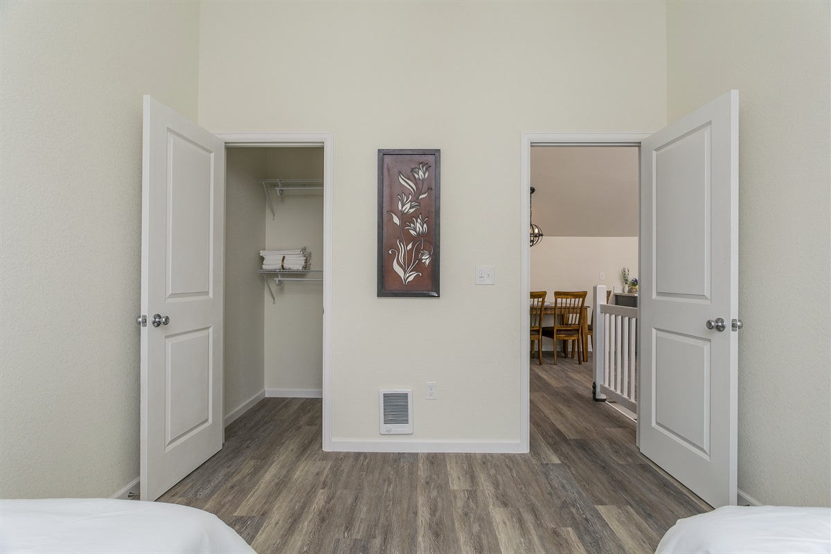 Twin Bedroom