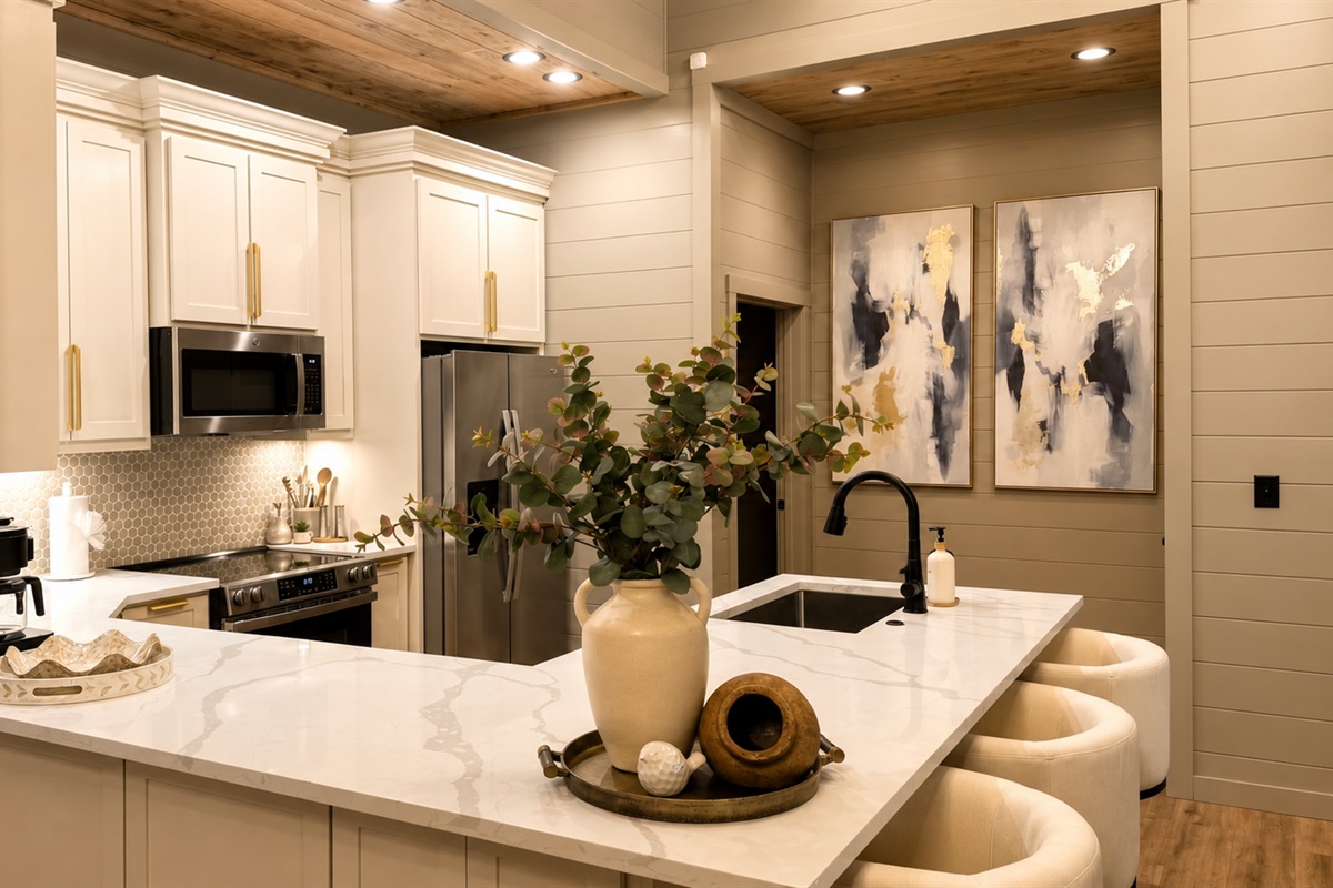Kitchen: Sleek design with modern appliances and stylish decor for culinary adventures!