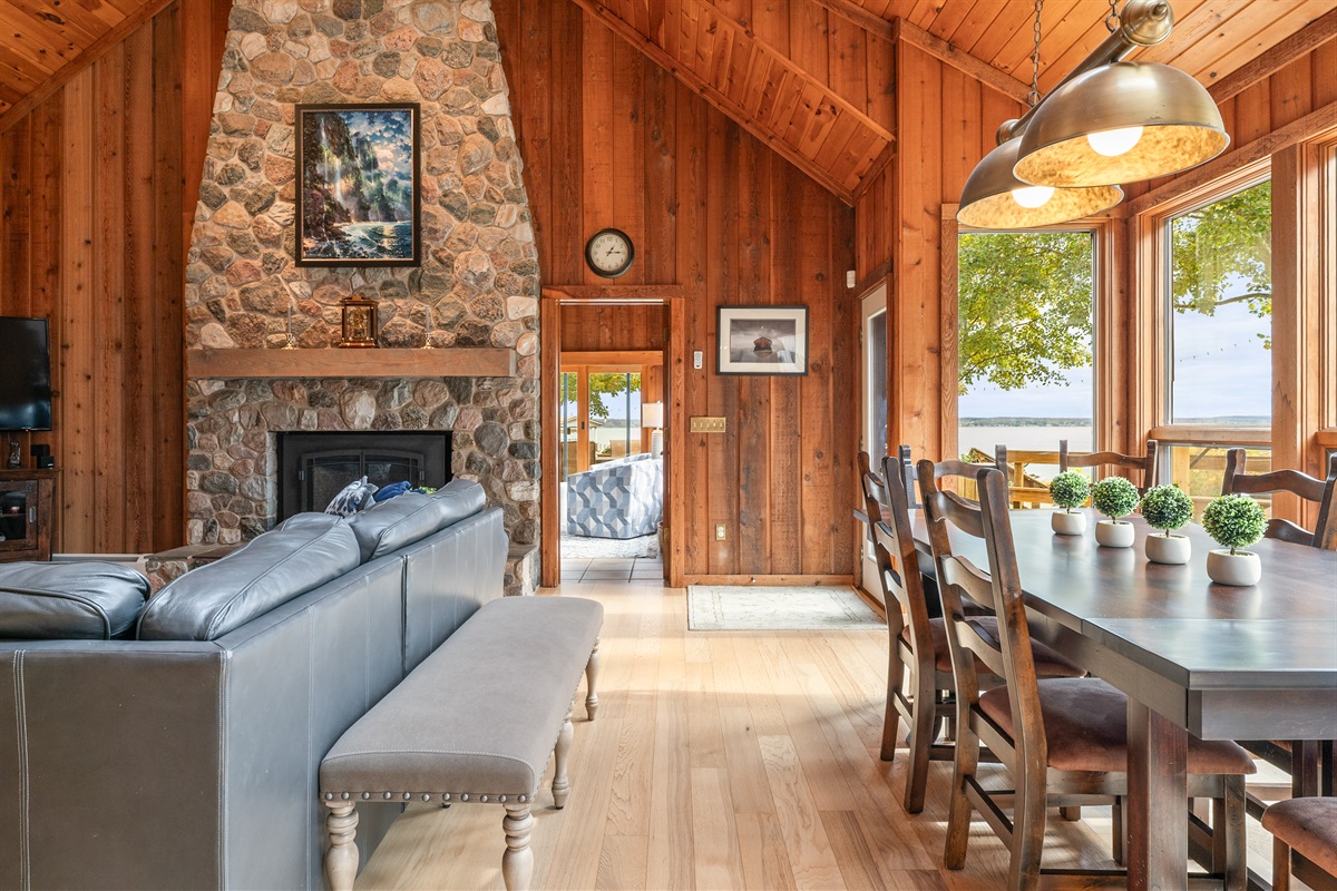 Spacious dining area with lake views—ideal for family dinners and wine nights