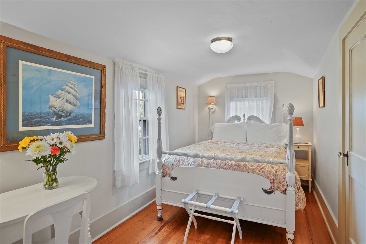 West Wing 3rd Floor Bedroom 7