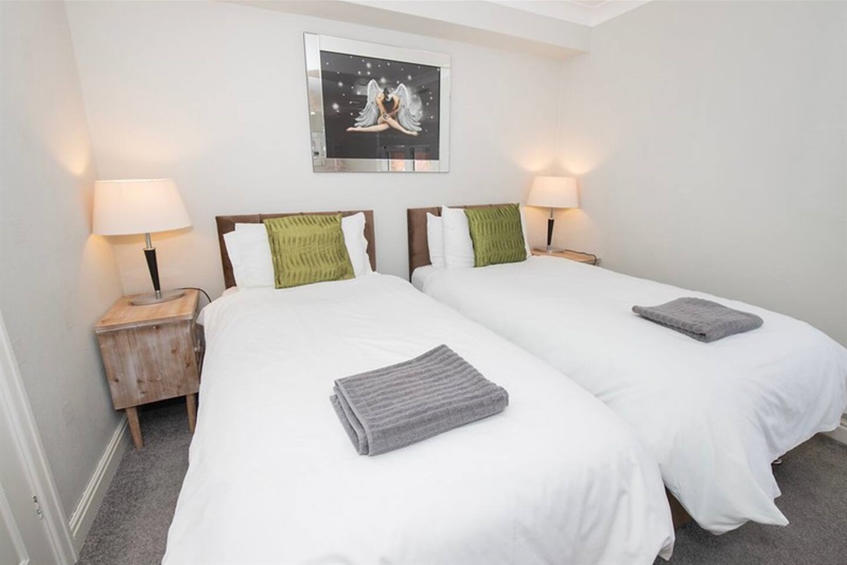 Master room with en suite