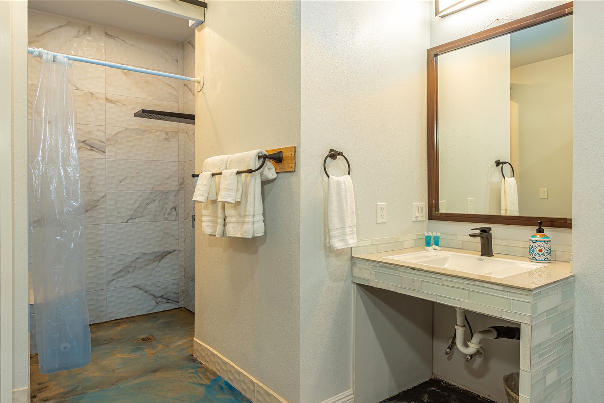 Fourth Bedroom/Studio Bath