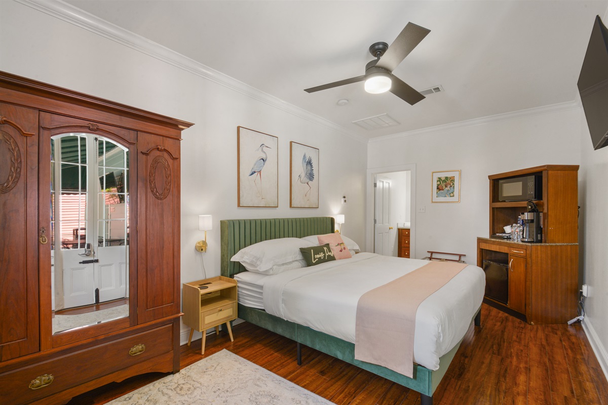 White Guesthouse