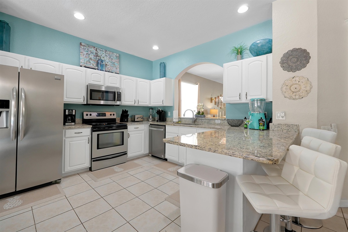 Full Kitchen with everything needed!