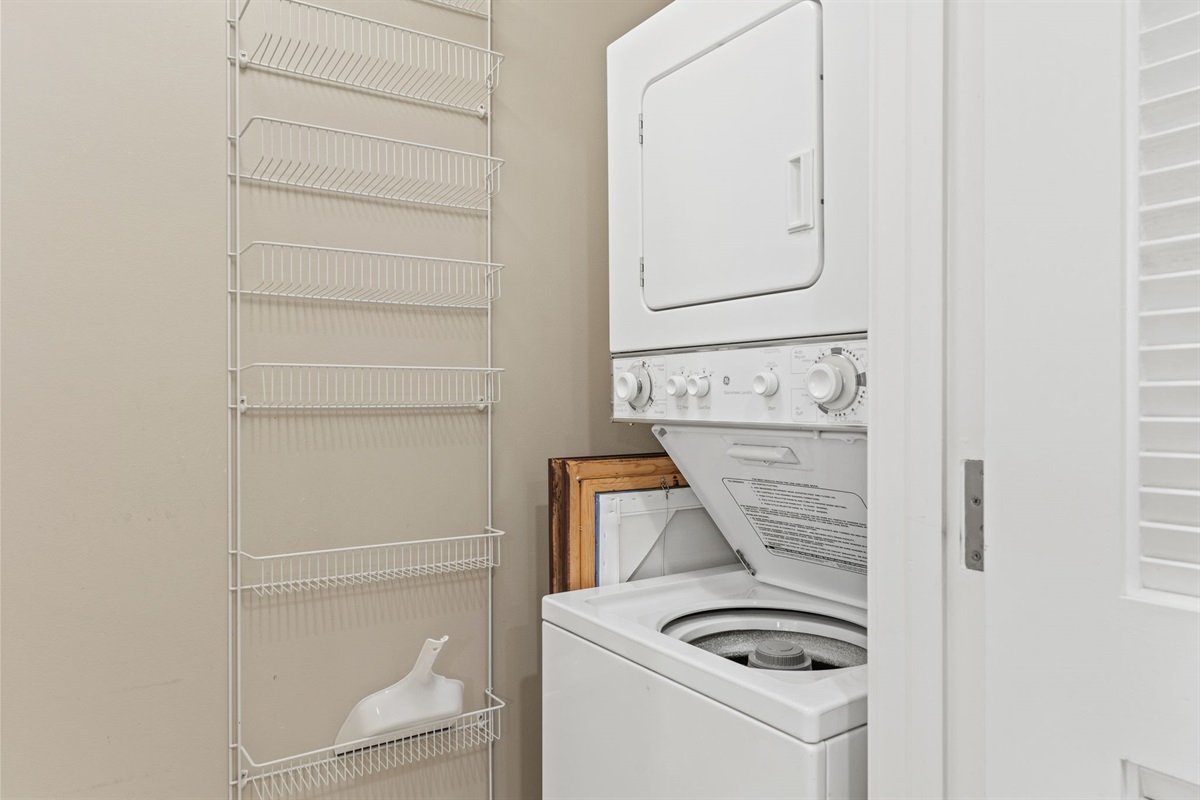 Washer/Dryer in Condo