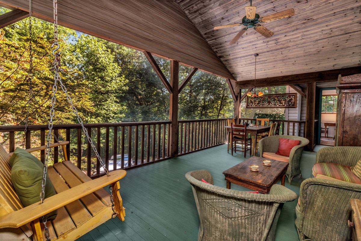 Screened Porch
