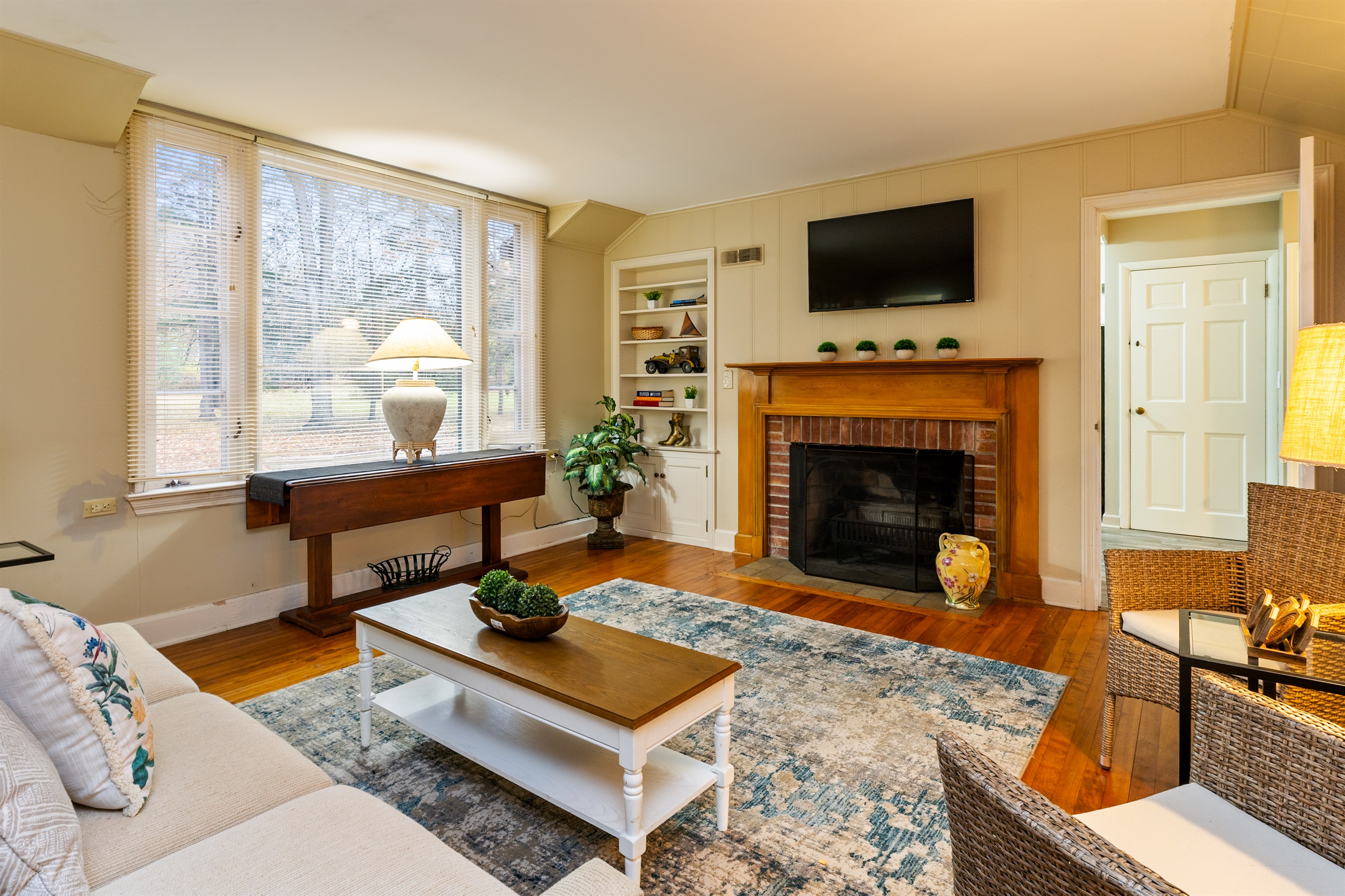 Living room second house fireplace is not for guests use