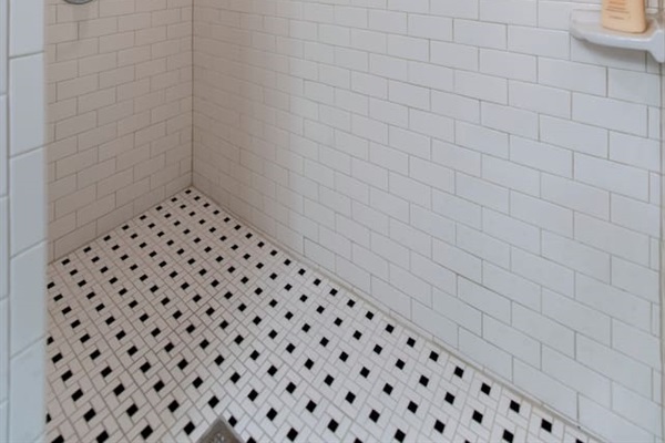 Large shower in upstairs bathroom 