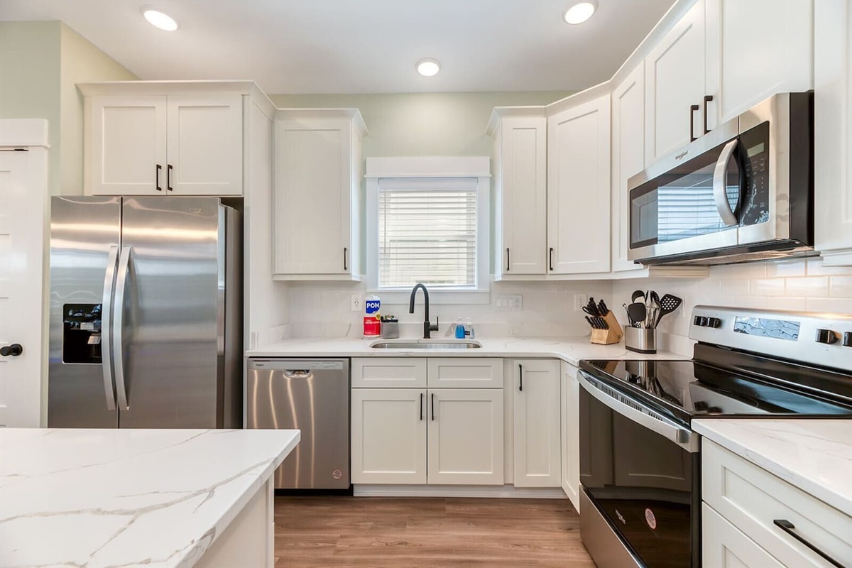 Enjoy all the essentials needed for easy in-home meals during your stay.
