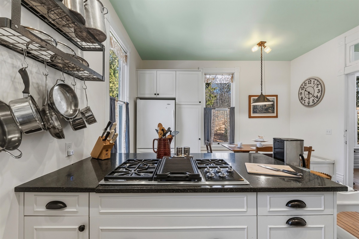 Wolf cooktop w/ griddle for elevated home cooking