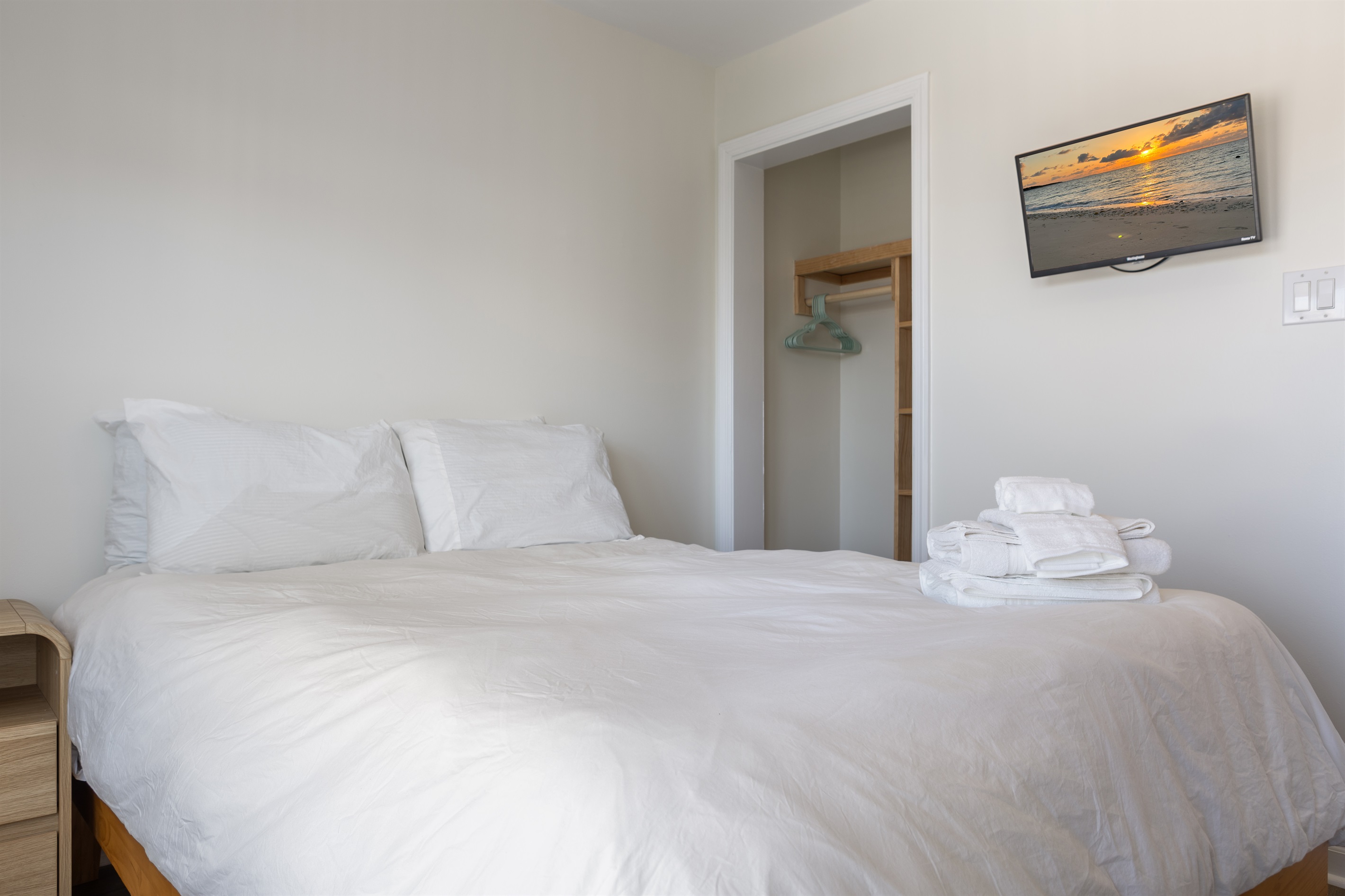 Bedroom 2: Queen bed and built in bunk - twin over twin with SmartTV