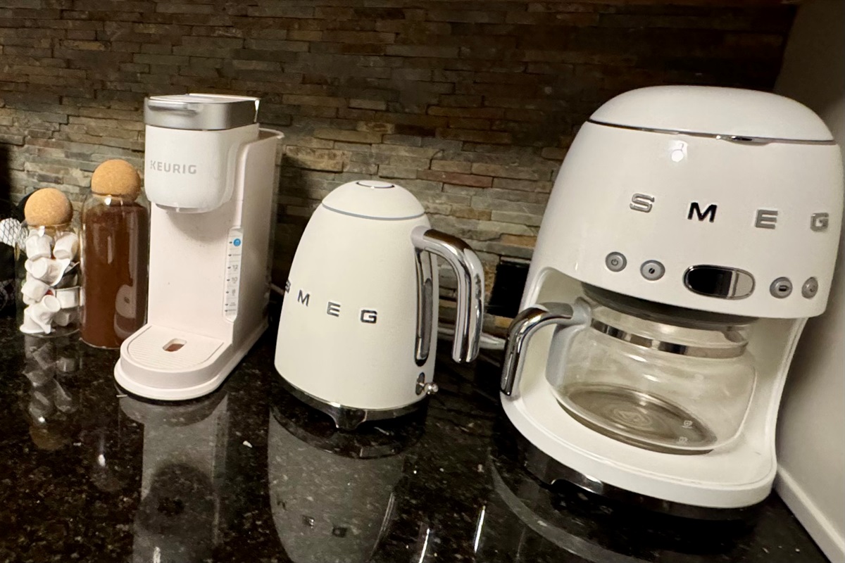 Mornings made brighter — coffee, conversation, connection.