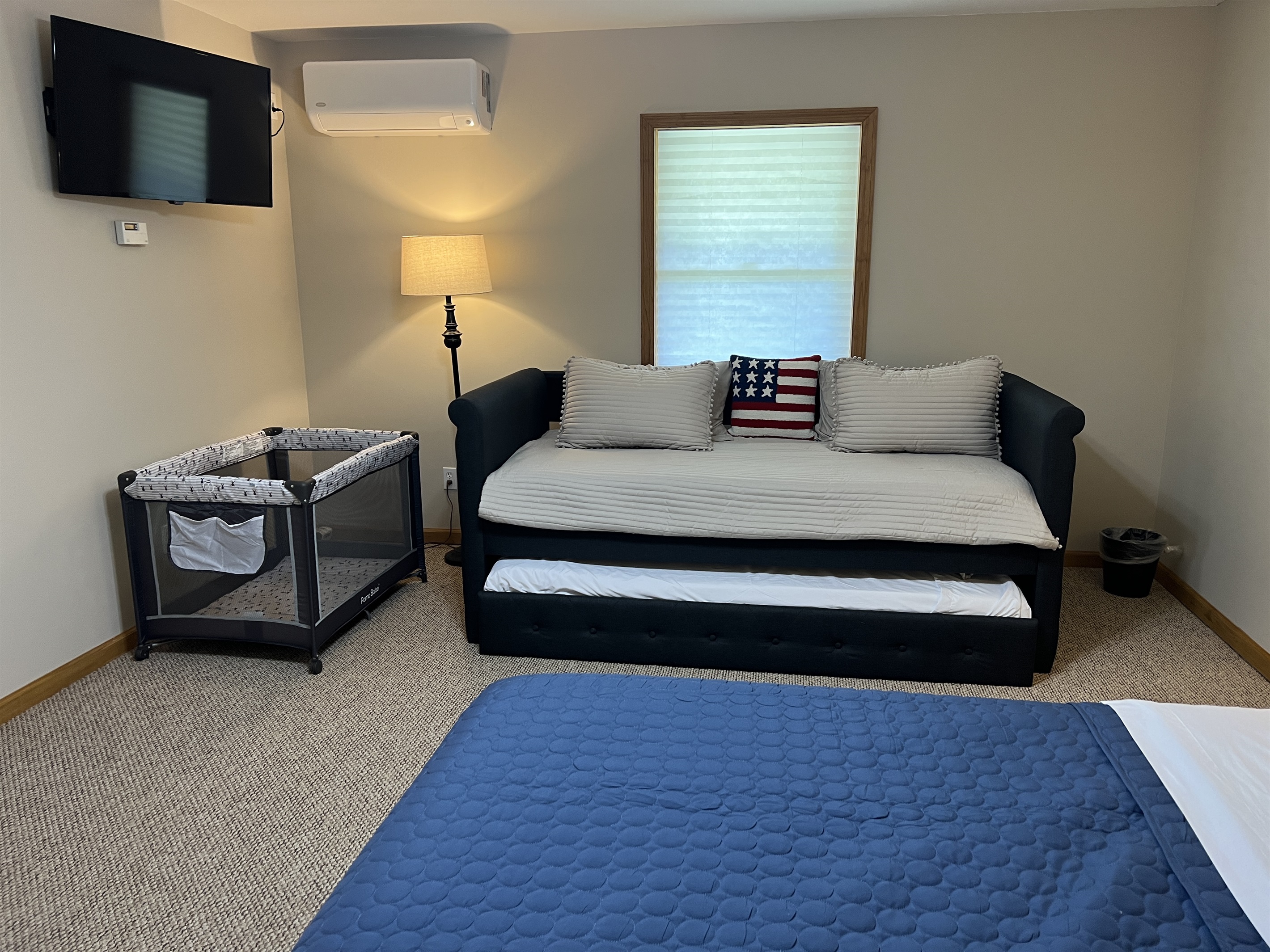 Lower level King with ensuite bath