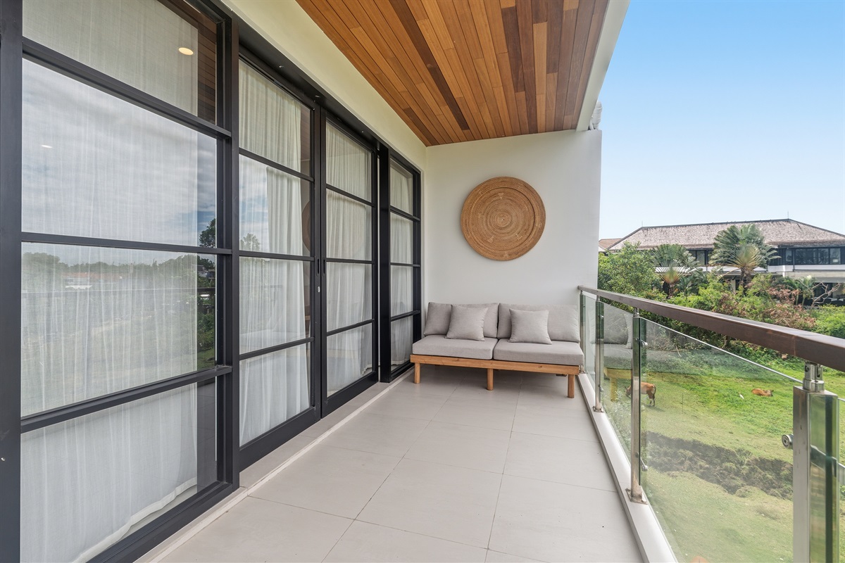 Room 2 balcony