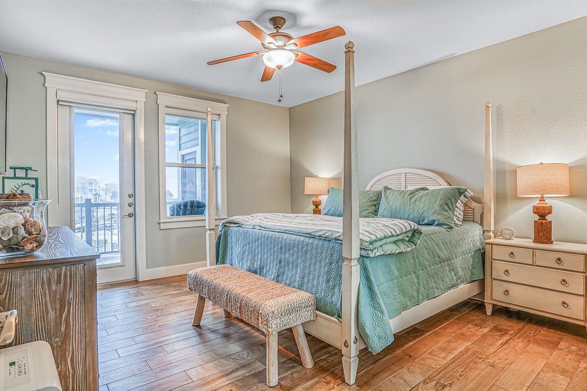 93da599e9b864ba1994a11f108c72f1c Large | Beachhouse | Texas | TX | Vacation Homes | Galveston | Crystal Beach | Kokomo | Breezy Days | Beachfront Elegance | Sunrise Serenity | Southern Sands Property Management, LLC