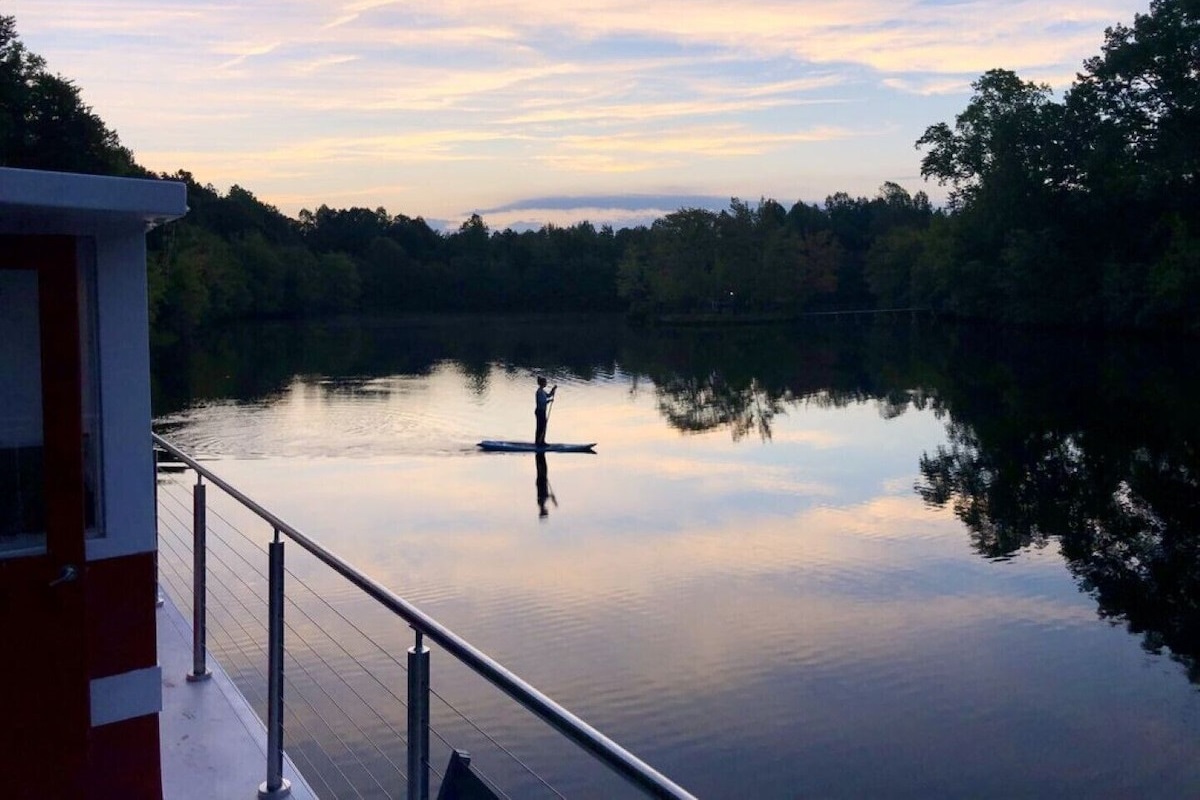 SUP on Lake Glen Haven