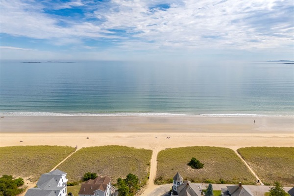 Enjoy sun, sand, and sea just minutes away.