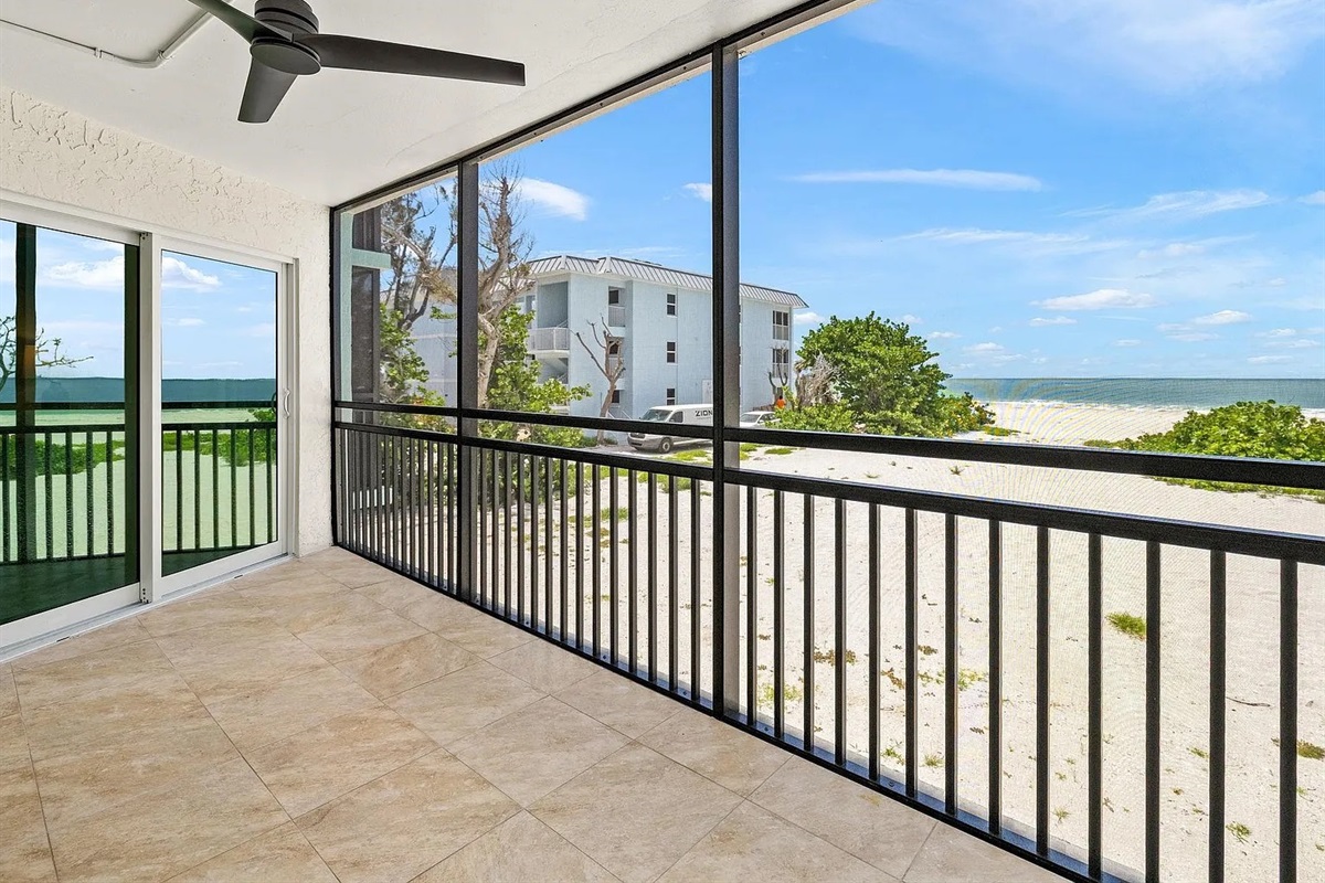 Lanai with private access from bedroom