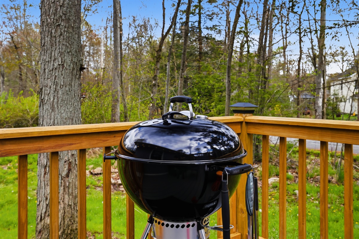 Heat up the grill and make dinner the main event with hot dogs, burgers, and more!