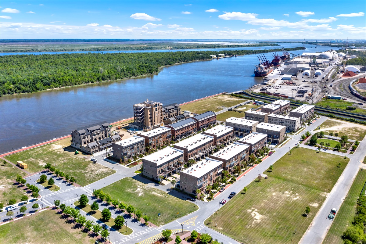Savannah River proximity to neighborhood