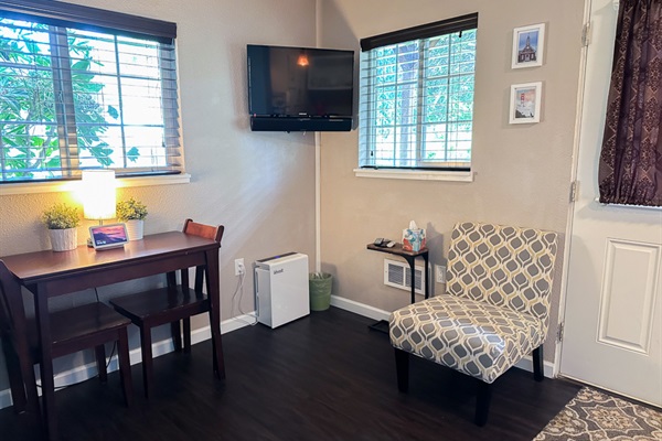 Bright kitchen space opening to the garden for breezy cooking