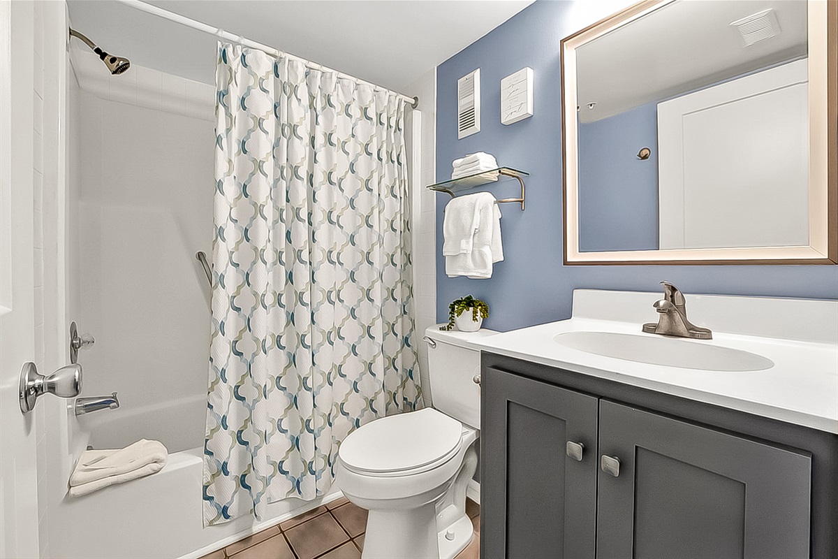 1 Bathroom