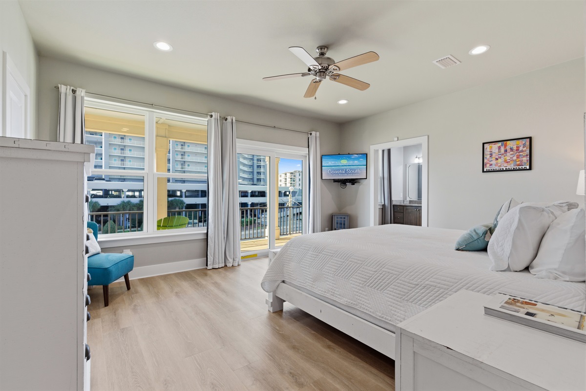 Master Bedroom (King)