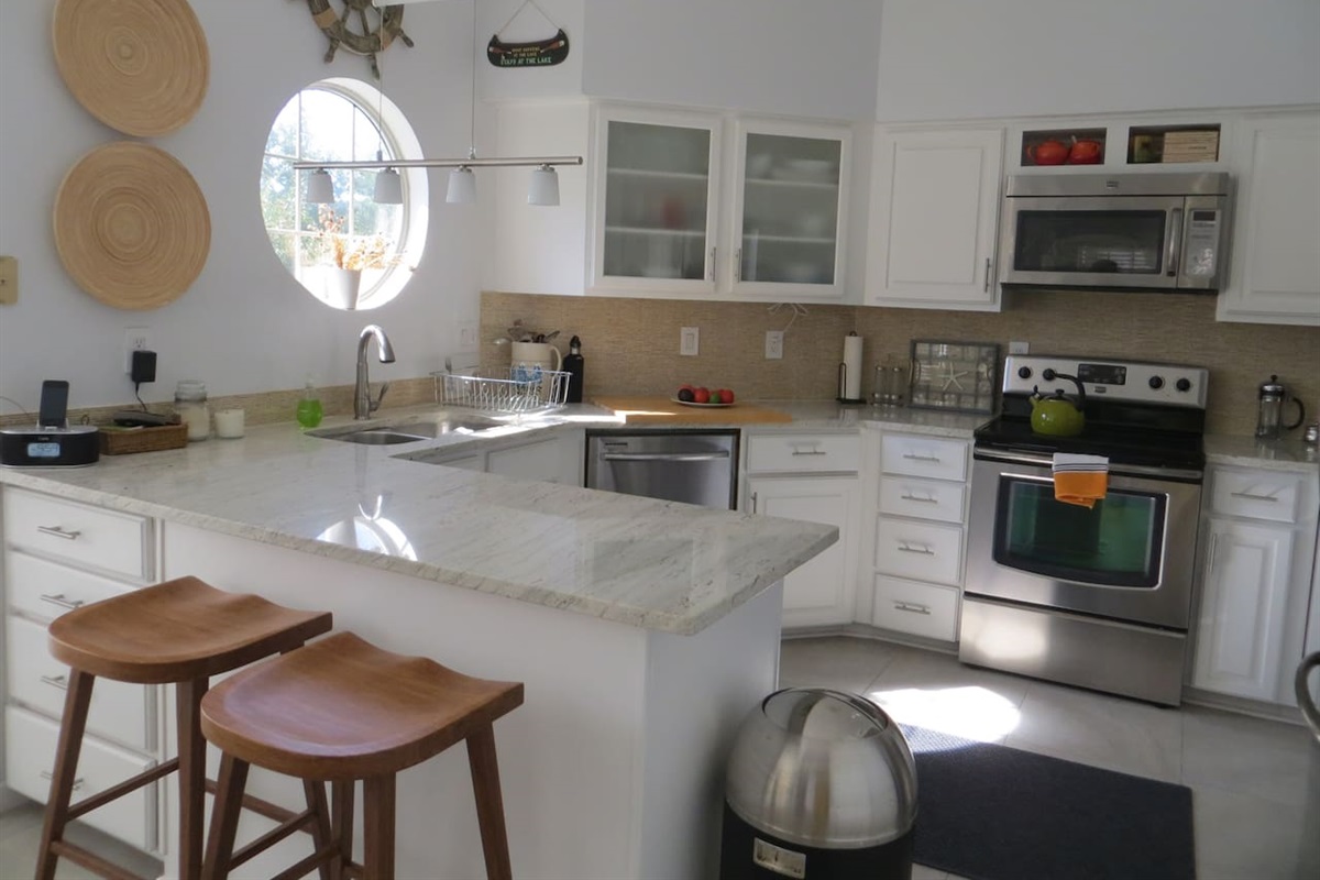 Fully equipped kitchen