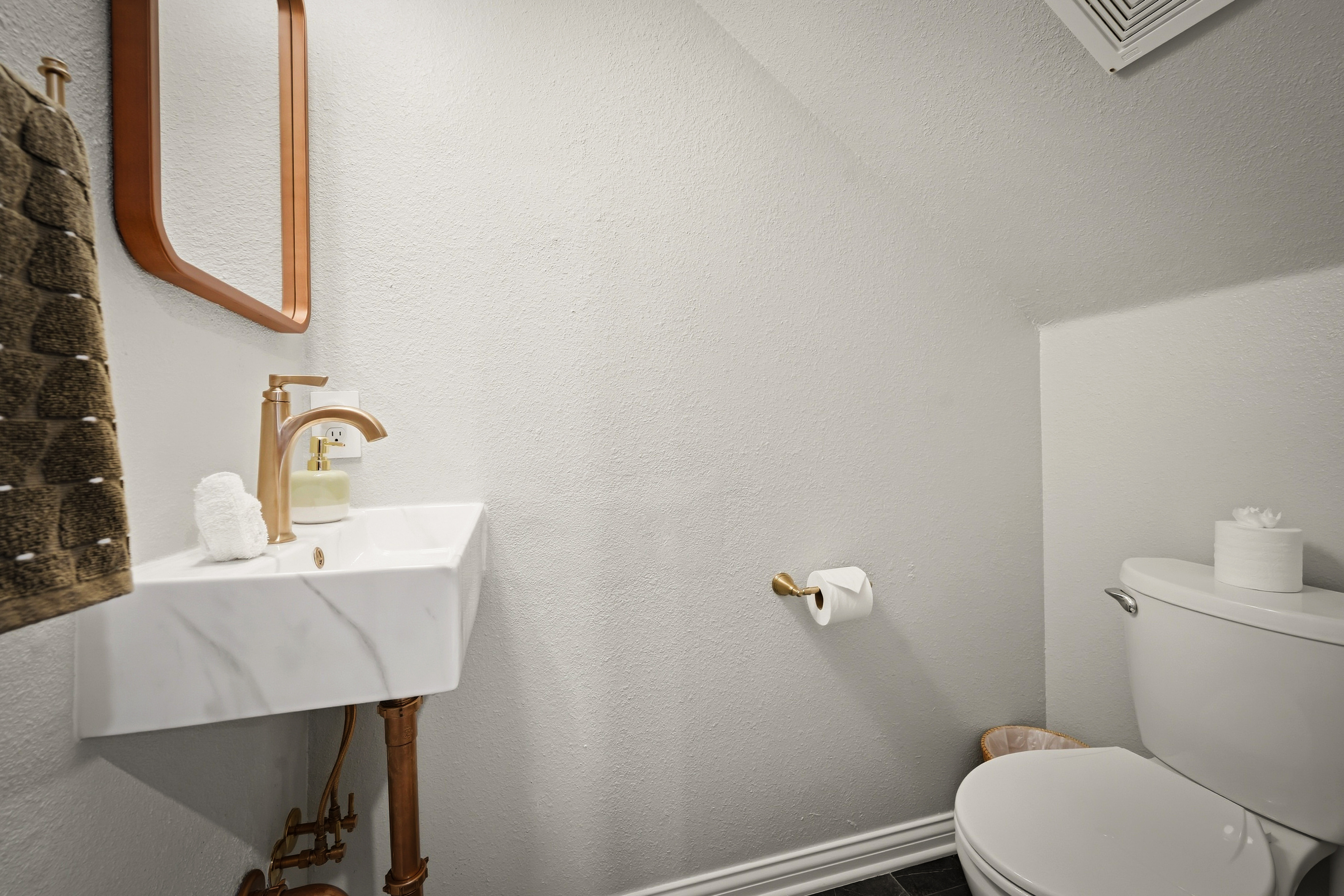 Downstairs half bath