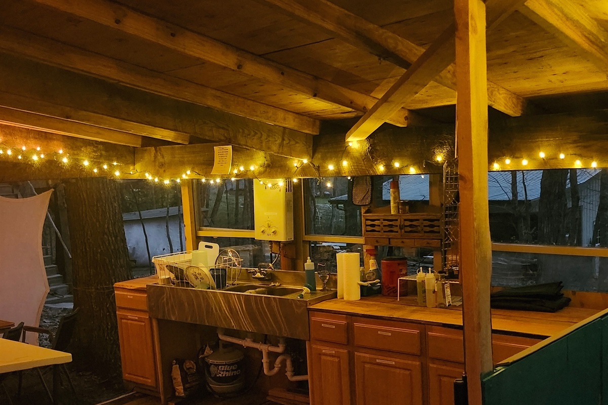 Covered outdoor kitchen
