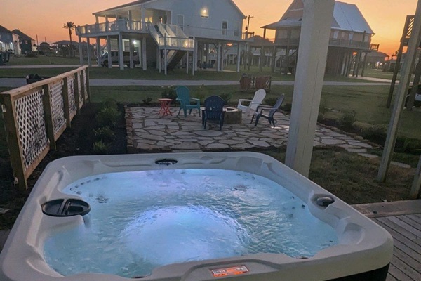 947997de68c841cc87bff97c68ad621f Medium | Beachhouse | Texas | TX | Vacation Homes | Galveston | Crystal Beach | Kokomo | Breezy Days | Beachfront Elegance | Sunrise Serenity | Southern Sands Property Management, LLC