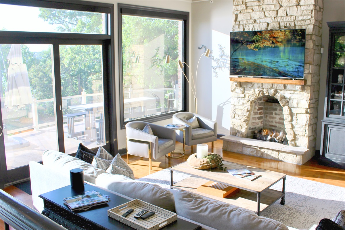 Ceiling to floor windows facing the lake