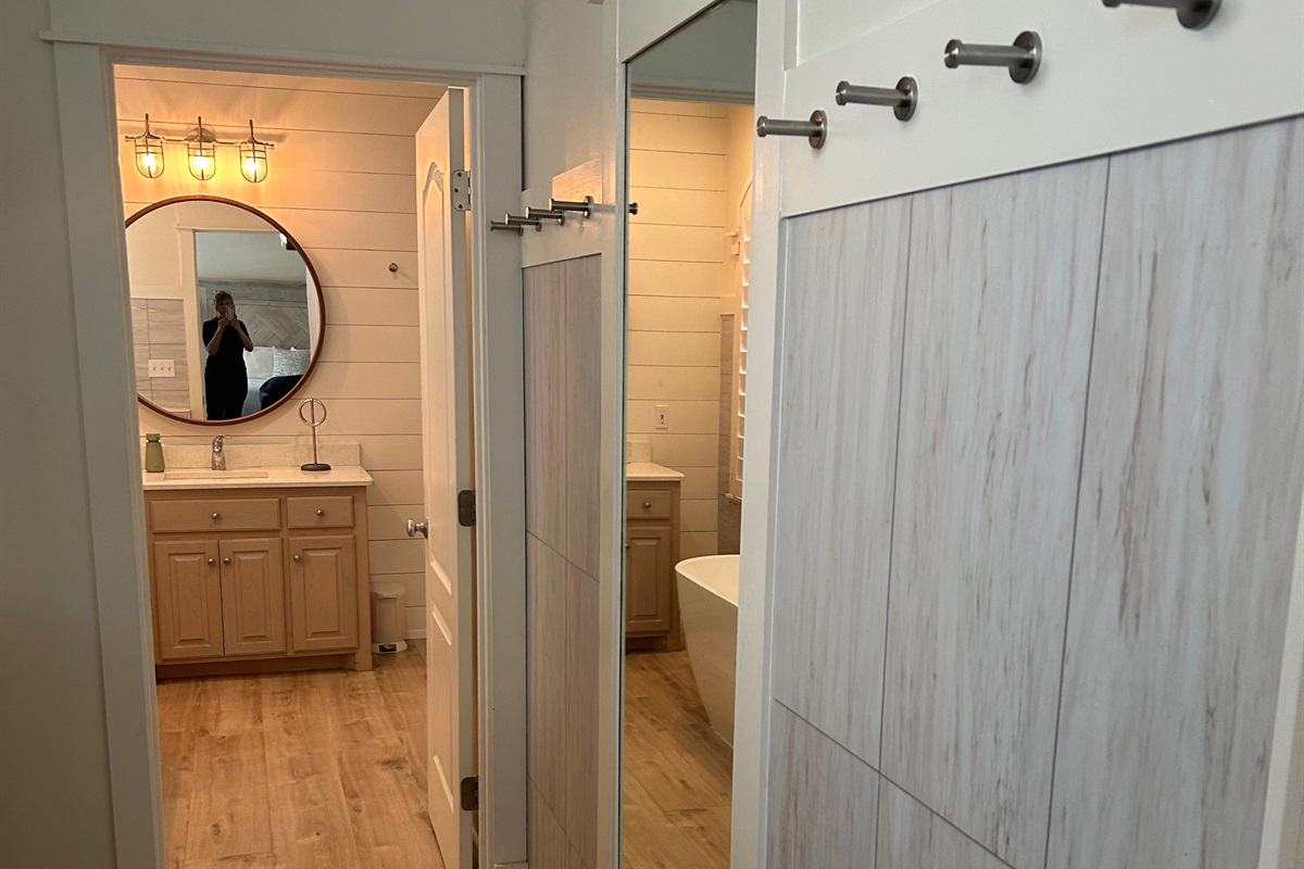 Primary Dressing Area